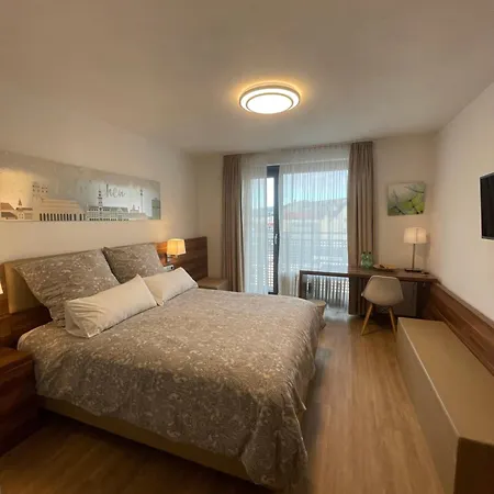 Apartman At Station